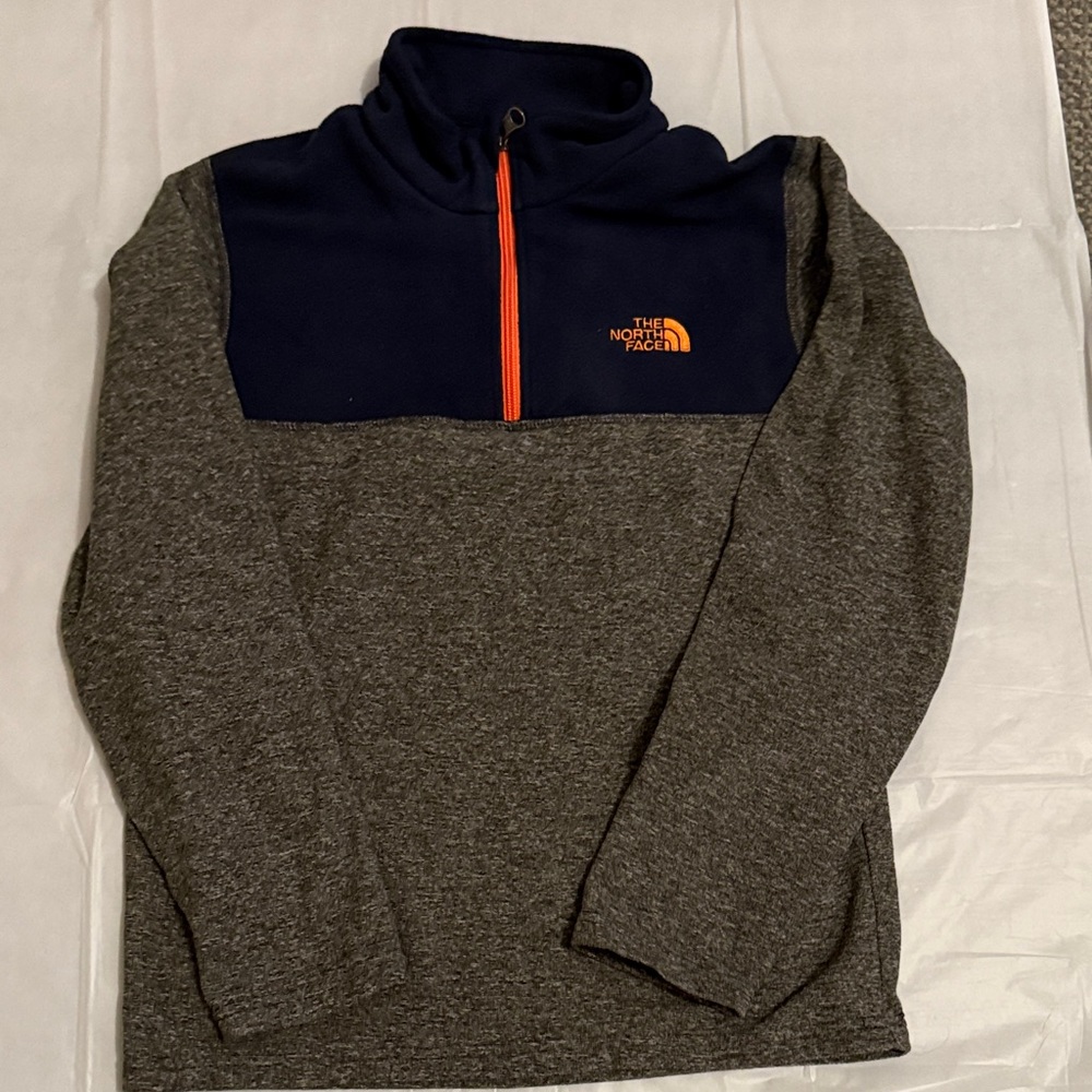 The North Face Children’s Navy and Gray 1/4 Zip sweatshirt
